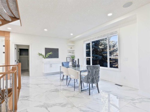 31 Lynx Meadows Court Nw, Calgary, AB - Indoor Photo Showing Dining Room
