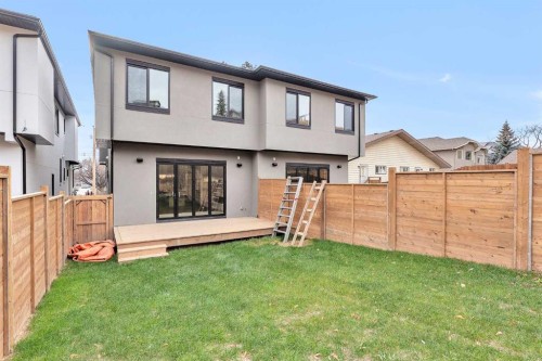 2526 7 Avenue Nw, Calgary, AB - Outdoor With Exterior