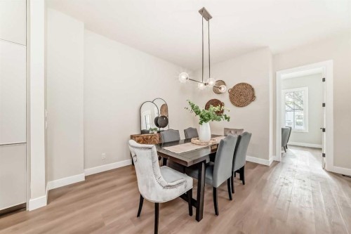 2526 7 Avenue Nw, Calgary, AB - Indoor Photo Showing Dining Room