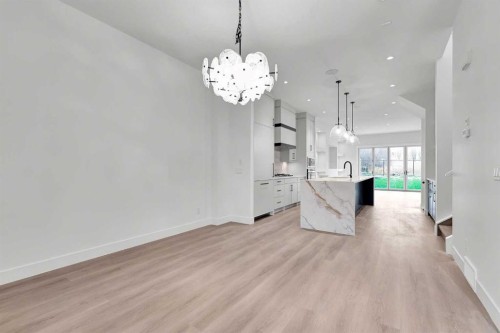 2526 7 Avenue Nw, Calgary, AB - Indoor