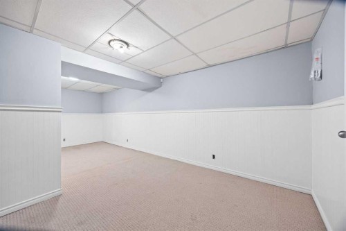 10444 Maplecreek Drive Se, Calgary, AB - Indoor Photo Showing Other Room