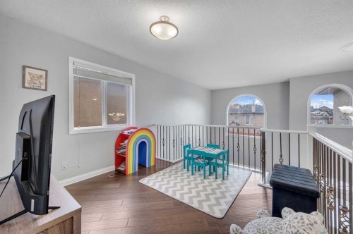 1081 Panorama Hills Landing Nw, Calgary, AB - Indoor Photo Showing Other Room