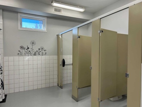 35-32351 Range Road 55, Rural Mountain View County, AB 