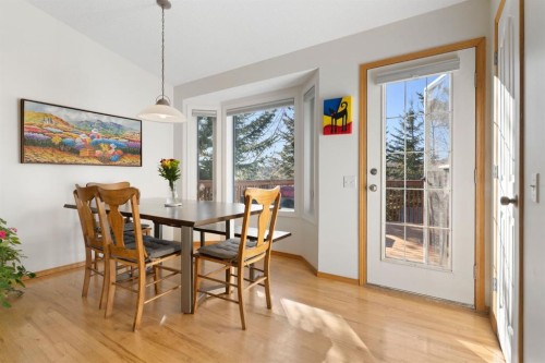 179 Quigley Drive, Cochrane, AB - Indoor Photo Showing Dining Room