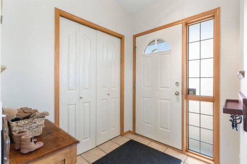 179 Quigley Drive, Cochrane, AB - Indoor Photo Showing Other Room