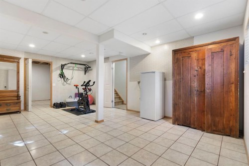 179 Quigley Drive, Cochrane, AB - Indoor