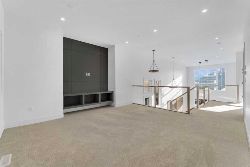 99 South Shore Road, Chestermere, AB - Indoor Photo Showing Other Room