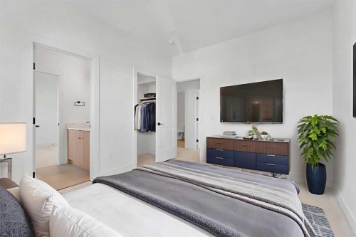 99 South Shore Road, Chestermere, AB - Indoor Photo Showing Bedroom