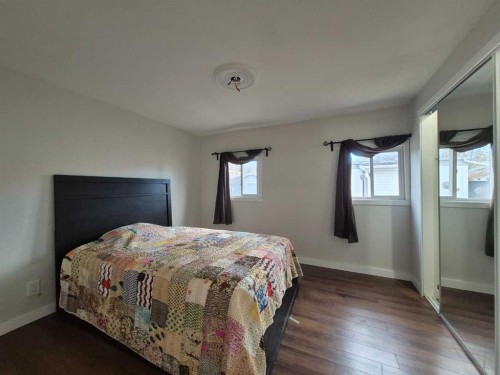 82-1190 15Th Avenue, Didsbury, AB 