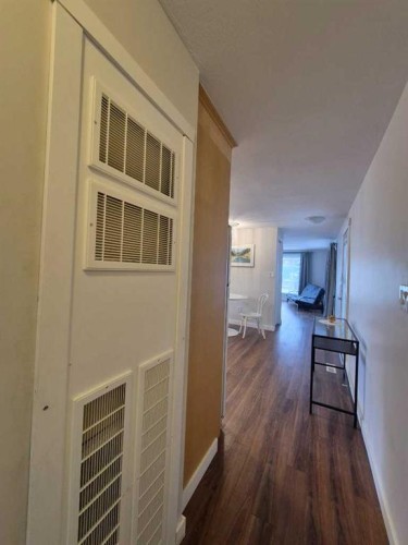 82-1190 15Th Avenue, Didsbury, AB 