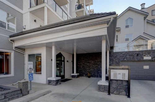 403-1441 23 Avenue Sw, Calgary, AB - Outdoor
