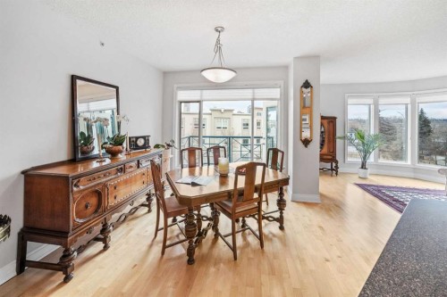 401-4 14 Street Nw, Calgary, AB - Indoor Photo Showing Dining Room