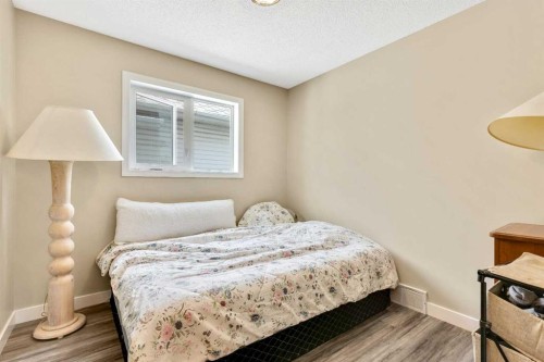 166 Harvest Rose Circle Ne, Calgary, AB - Indoor Photo Showing Bedroom