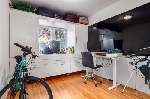 105-230 21 Avenue Sw, Calgary, AB - Indoor Photo Showing Office