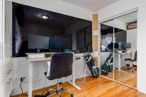 105-230 21 Avenue Sw, Calgary, AB - Indoor Photo Showing Office