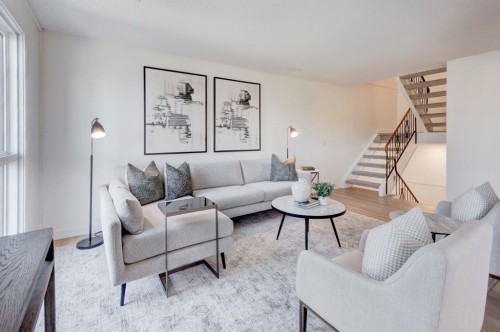 1310-13104 Elbow Drive Sw, Calgary, AB - Indoor Photo Showing Living Room