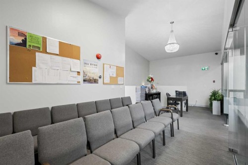 232 8A Street Ne, Calgary, AB 