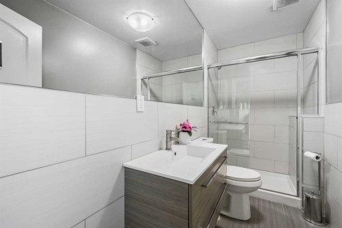 232 8A Street Ne, Calgary, AB 