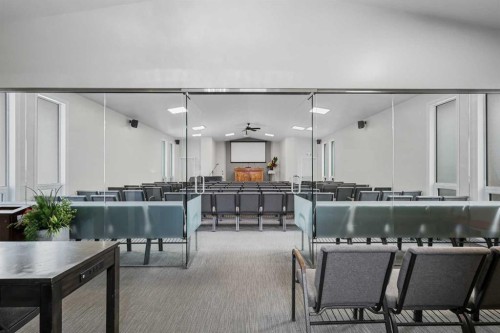 232 8A Street Ne, Calgary, AB 