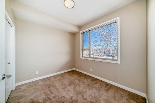 201-4303 1 Street Ne, Calgary, AB - Indoor Photo Showing Other Room