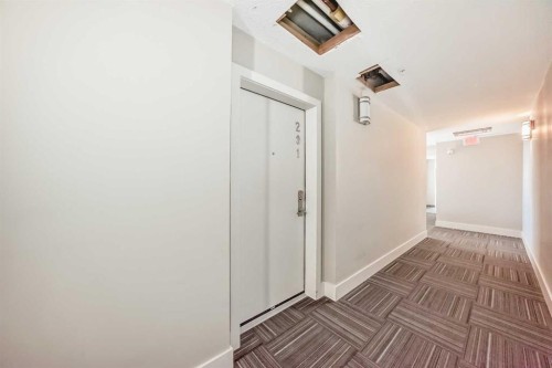 201-4303 1 Street Ne, Calgary, AB - Indoor Photo Showing Other Room