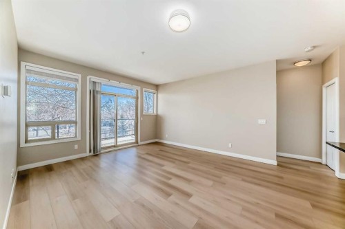 201-4303 1 Street Ne, Calgary, AB - Indoor Photo Showing Other Room