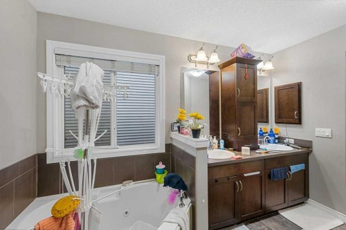 187 Sage Hill Green Nw, Calgary, AB - Indoor Photo Showing Bathroom