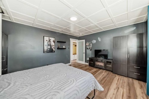 2155 Mackid Crescent Ne, Calgary, AB - Indoor Photo Showing Bedroom