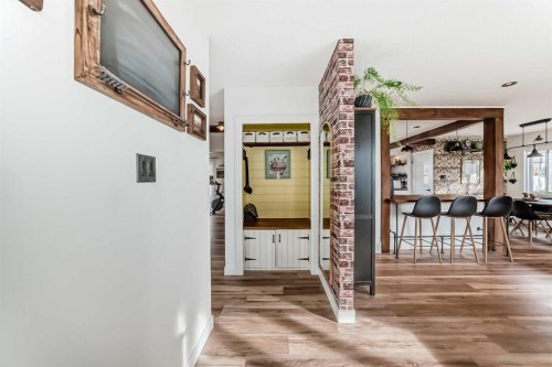 2155 Mackid Crescent Ne, Calgary, AB - Indoor Photo Showing Other Room