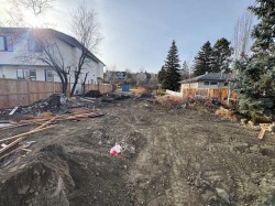 8928 34 Avenue NW Calgary, AB T3B 1S2