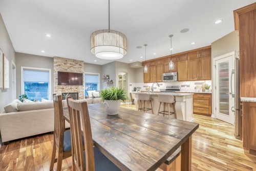 1813 20 Avenue Nw, Calgary, AB - Indoor