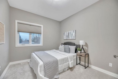 1813 20 Avenue Nw, Calgary, AB - Indoor Photo Showing Bedroom