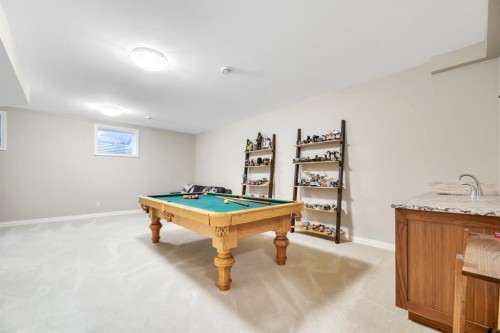 1813 20 Avenue Nw, Calgary, AB - Indoor Photo Showing Other Room