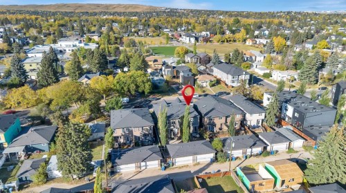 1813 20 Avenue Nw, Calgary, AB - Outdoor With View