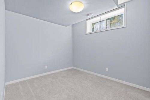 103 Masters Heights Se, Calgary, AB - Indoor Photo Showing Other Room