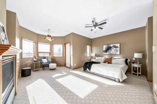 109 Lakeside Greens, Chestermere, AB - Indoor Photo Showing Bedroom