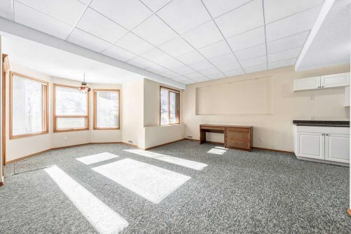 109 Lakeside Greens, Chestermere, AB - Indoor Photo Showing Other Room