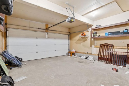 8454 Saddleridge Drive Ne, Calgary, AB - Indoor Photo Showing Garage