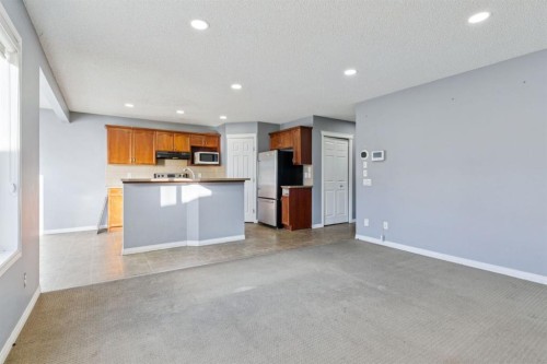8454 Saddleridge Drive Ne, Calgary, AB - Indoor Photo Showing Kitchen