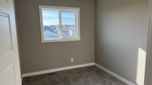 16 Sundown Place, Cochrane, AB 