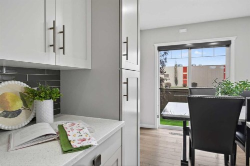 21-102 Canoe Square Sw, Airdrie, AB - Indoor