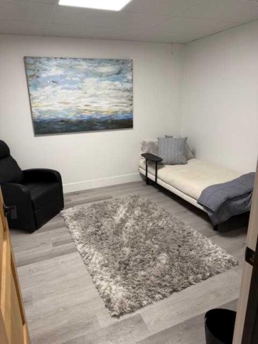 227 10 Street Nw, Calgary, AB 