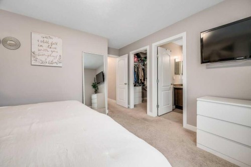 29 Legacy Mews Se, Calgary, AB - Indoor Photo Showing Bedroom
