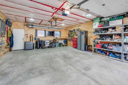 29 Legacy Mews Se, Calgary, AB - Indoor Photo Showing Garage