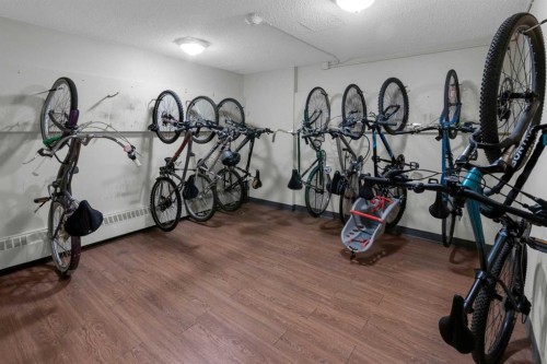 606-1328 13 Avenue Sw, Calgary, AB - Indoor Photo Showing Gym Room