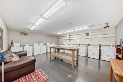 602-340 14 Avenue Sw, Calgary, AB - Indoor