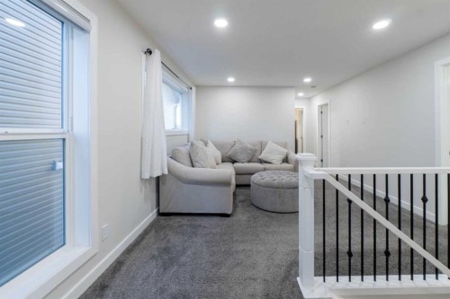 15 Midgrove Drive Sw, Airdrie, AB - Indoor Photo Showing Other Room