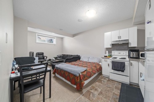 514 Skyview Ranch Way Ne, Calgary, AB - Indoor Photo Showing Kitchen