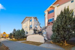 1523 11 Street SW Calgary, AB T2R 1R3