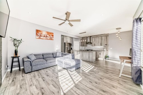 216 Saddlecrest Way Ne, Calgary, AB - Indoor Photo Showing Living Room